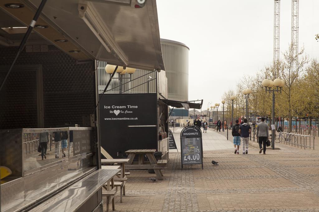 Royal Victoria Docks Leilighet London Eksteriør bilde